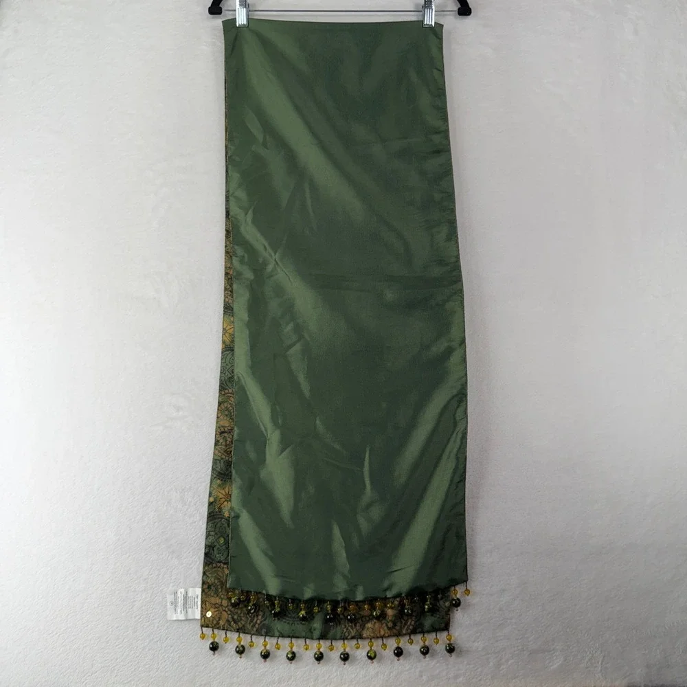Pier 1 14x74 Table Runner Holiday Medallion Circle Print Beaded Trim Green Gold